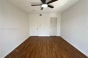 8160 Geneva Ct, Doral, FL 33166 - Photo 6