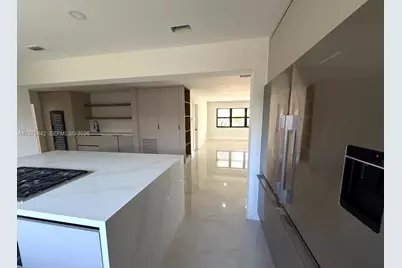 4021 NE 17th Ter, Oakland Park, FL 33334 - Photo 6