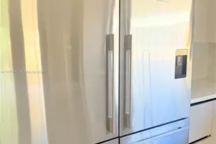 4021 NE 17th Terrace, Oakland Park, FL 33334 - Photo 8