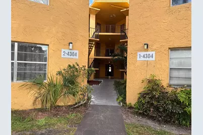 4304 NW 9th Ave #2-1C, Deerfield Beach, FL 33064 - Photo 12