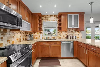 12755 SW 60th Ln, Miami, FL 33183 - Photo 12