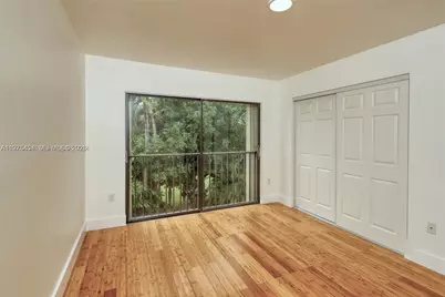 3905 Adra Ave #J-46B, Doral, FL 33178 - Photo 14