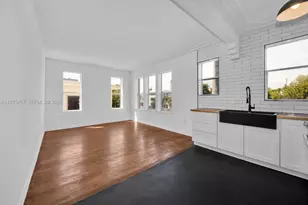 1027 Pennsylvania Ave, Miami Beach, FL 33139 - Photo 6