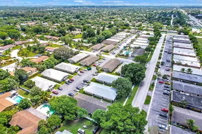 666 SW Kathy Ct, Margate, FL 33068 - Photo 38