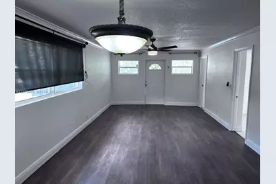 109 SW 1st Ave, Hallandale Beach, FL 33009 - Photo 6