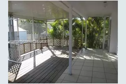 109 SW 1st Ave, Hallandale Beach, FL 33009 - Photo 18