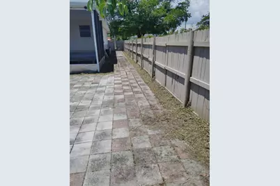 109 SW 1st Ave, Hallandale Beach, FL 33009 - Photo 26