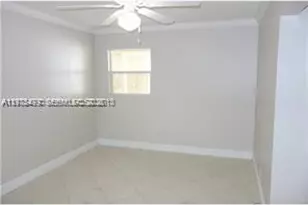 109 SW 1st Ave, Hallandale Beach, FL 33009 - Photo 8
