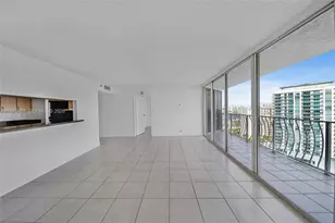 7601 E Treasure Dr, North Bay Village, FL 33141 - Photo 6