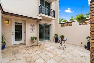 7282 Jacaranda Ln, Miami Lakes, FL 33014 - Photo 12