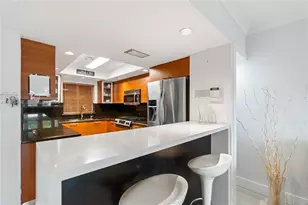 7282 Jacaranda Ln, Miami Lakes, FL 33014 - Photo 24