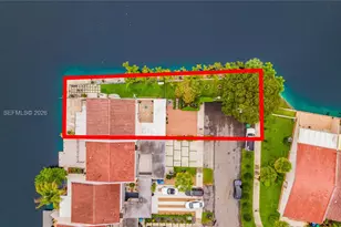 7282 Jacaranda Ln, Miami Lakes, FL 33014 - Photo 6