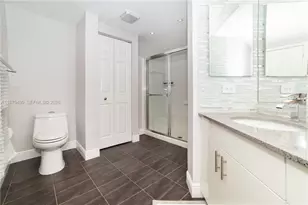 17100 N Bay Rd, Sunny Isles Beach, FL 33160 - Photo 24