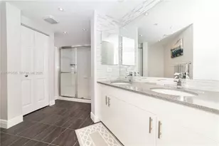 17100 N Bay Rd, Sunny Isles Beach, FL 33160 - Photo 22