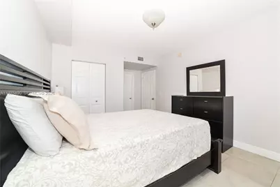 17100 N Bay Rd #1802, Sunny Isles Beach, FL 33160 - Photo 20