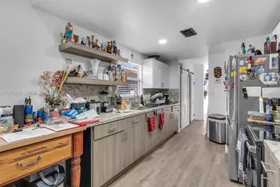 3055 NW 23rd Ave, Miami, FL 33142 - Photo 8