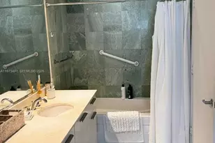 1050 Brickell Ave, Miami, FL 33131 - Photo 4