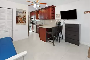 302 New Hampshire St, Hollywood, FL 33019 - Photo 6