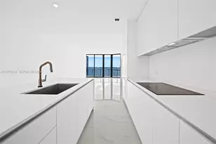 700 NE 24th St, Miami, FL 33137 - Photo 12