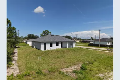920 Rita N, Lehigh Acres, FL 33971 - Photo 56