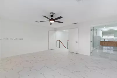 7945 NW 187th Ln, Hialeah, FL 33015 - Photo 18