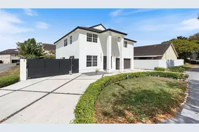 7945 NW 187th Ln, Hialeah, FL 33015 - Photo 1