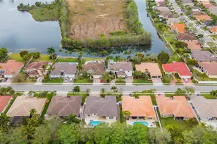 18801 SW 7th St, Pembroke Pines, FL 33029 - Photo 42