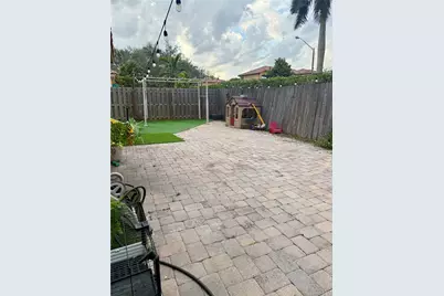 12721 SW 53rd St, Miramar, FL 33027 - Photo 18