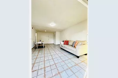 4721 NW 7th St #102-12, Miami, FL 33126 - Photo 6