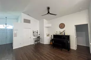 17901 NW 19th St, Pembroke Pines, FL 33029 - Photo 8