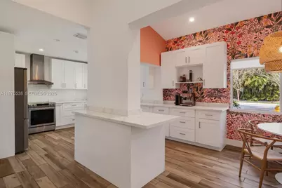 7630 NE 8th Ave, Miami, FL 33138 - Photo 12