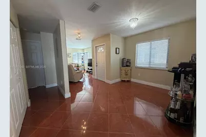 2603 W 60th Pl #101-11, Hialeah, FL 33016 - Photo 46