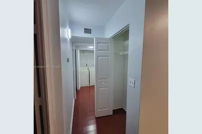 711 SW 111th Way #301, Pembroke Pines, FL 33025 - Photo 8