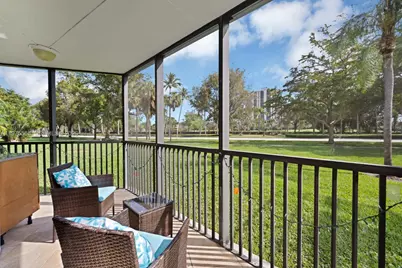 3101 N Country Club Dr #105, Aventura, FL 33180 - Photo 2