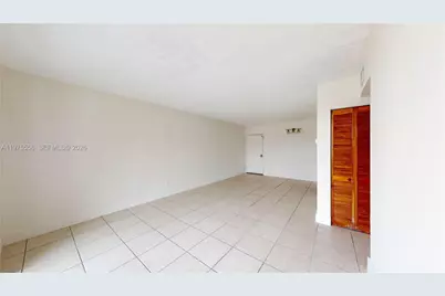 2345 NE 135th St #210, North Miami, FL 33181 - Photo 4