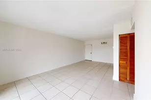 2345 NE 135th St, North Miami, FL 33181 - Photo 4