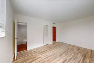 2345 NE 135th St, North Miami, FL 33181 - Photo 6
