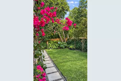 234 NE 99th St, Miami Shores, FL 33138 - Photo 12