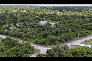 327 Lancelot Ave, Lehigh Acres, FL 33974 - Photo 4