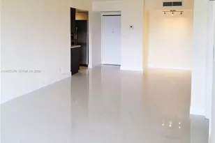 20500 W Country Club Dr, Aventura, FL 33180 - Photo 4