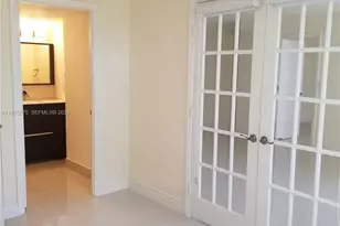 20500 W Country Club Dr, Aventura, FL 33180 - Photo 20