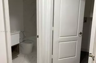 10750 NW 66th St, Doral, FL 33178 - Photo 14