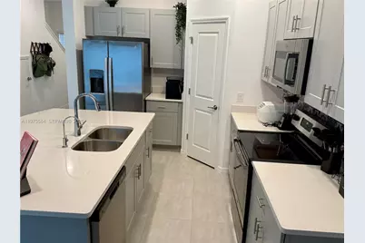 1317 Anchor Bend Way, Kissimmee, FL 34746 - Photo 8