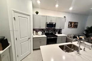 1317 Anchor Bnd Wy, Kissimmee, FL 34746 - Photo 12