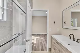 2297 NW 160th Terrace, Pembroke Pines, FL 33028 - Photo 36