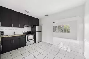 282 NW 41st Ave, Miami, FL 33126 - Photo 8
