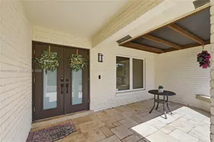 10003 NW 53rd Ct, Coral Springs, FL 33076 - Photo 6