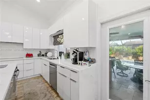 10003 NW 53rd Ct, Coral Springs, FL 33076 - Photo 10