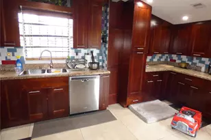 18813 NW 32nd Ave, Miami Gardens, FL 33056 - Photo 2