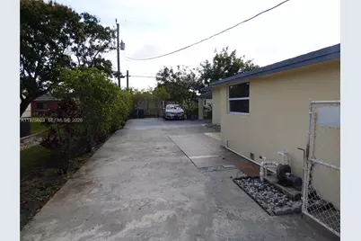 18813 NW 32nd Ave, Miami Gardens, FL 33056 - Photo 6